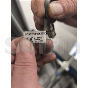 Snímač indukční PNP N/O 12mm OD